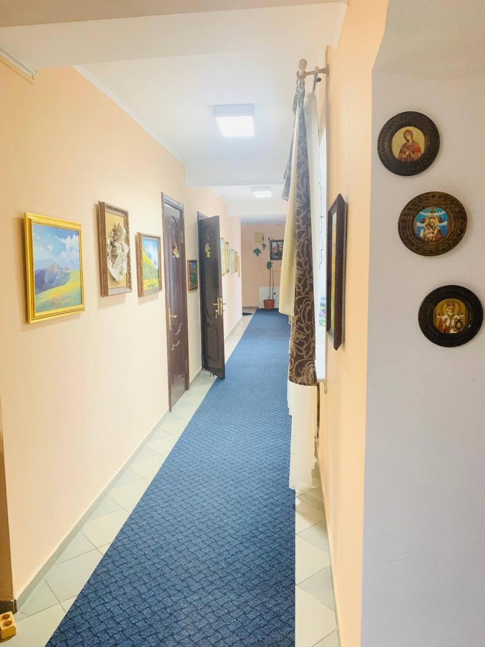 Полярис Polyaris Hotell Jaremtsje Eksteriør bilde
